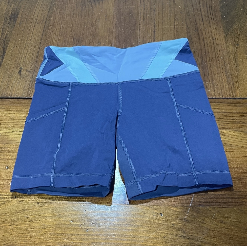 Lululemon Vintage Womens Purple Blue Color Block Waistband Yoga‎ Shorts Size 2